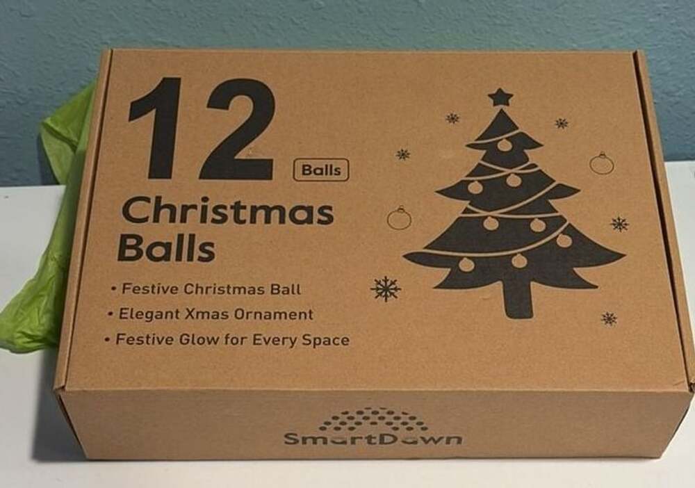 SmartDawn 12 Christmas Balls 3.15IN Red/Green/White Ornaments
